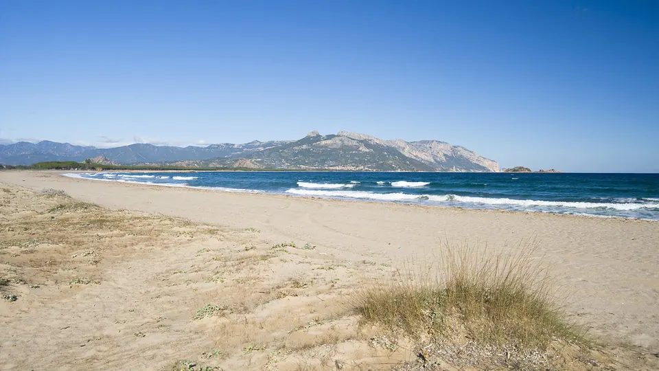 Spiaggia Di Ponente – La Capannina