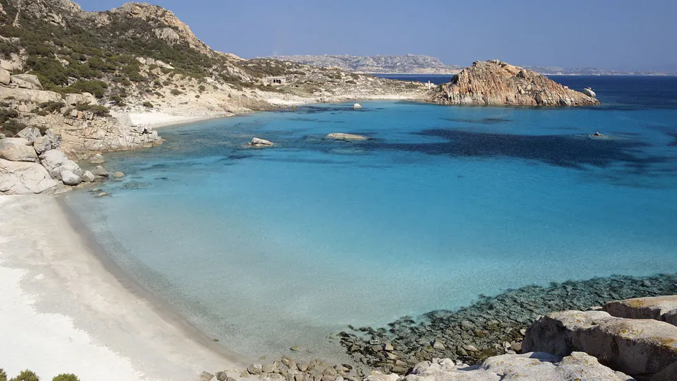 Isola di Spargi – Cala Corsara – Testa della Strega