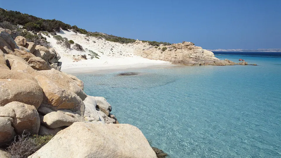 Isola di Spargi – Cala Ciaccaro – Cala Soraja